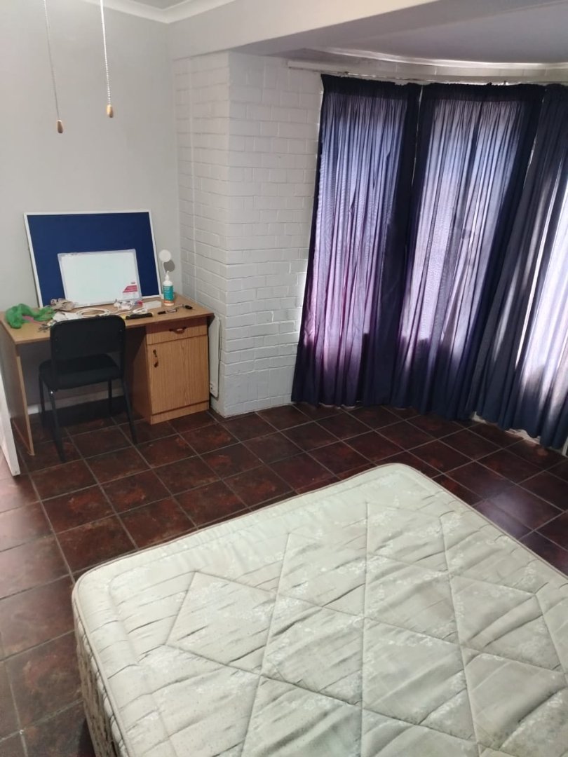 11 Bedroom Property for Sale in Park West Free State